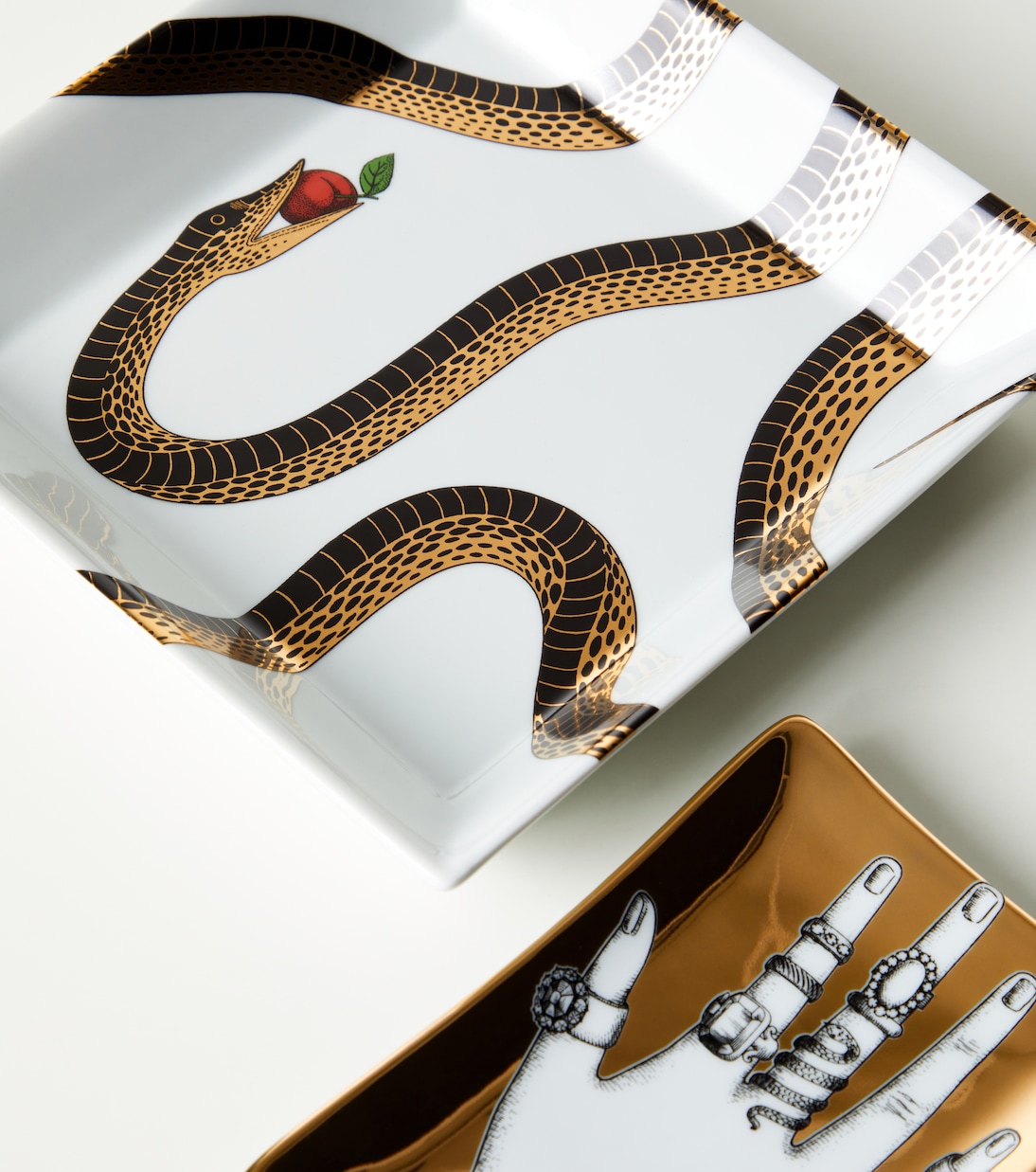 Porcelain decorative tray | Fornasetti