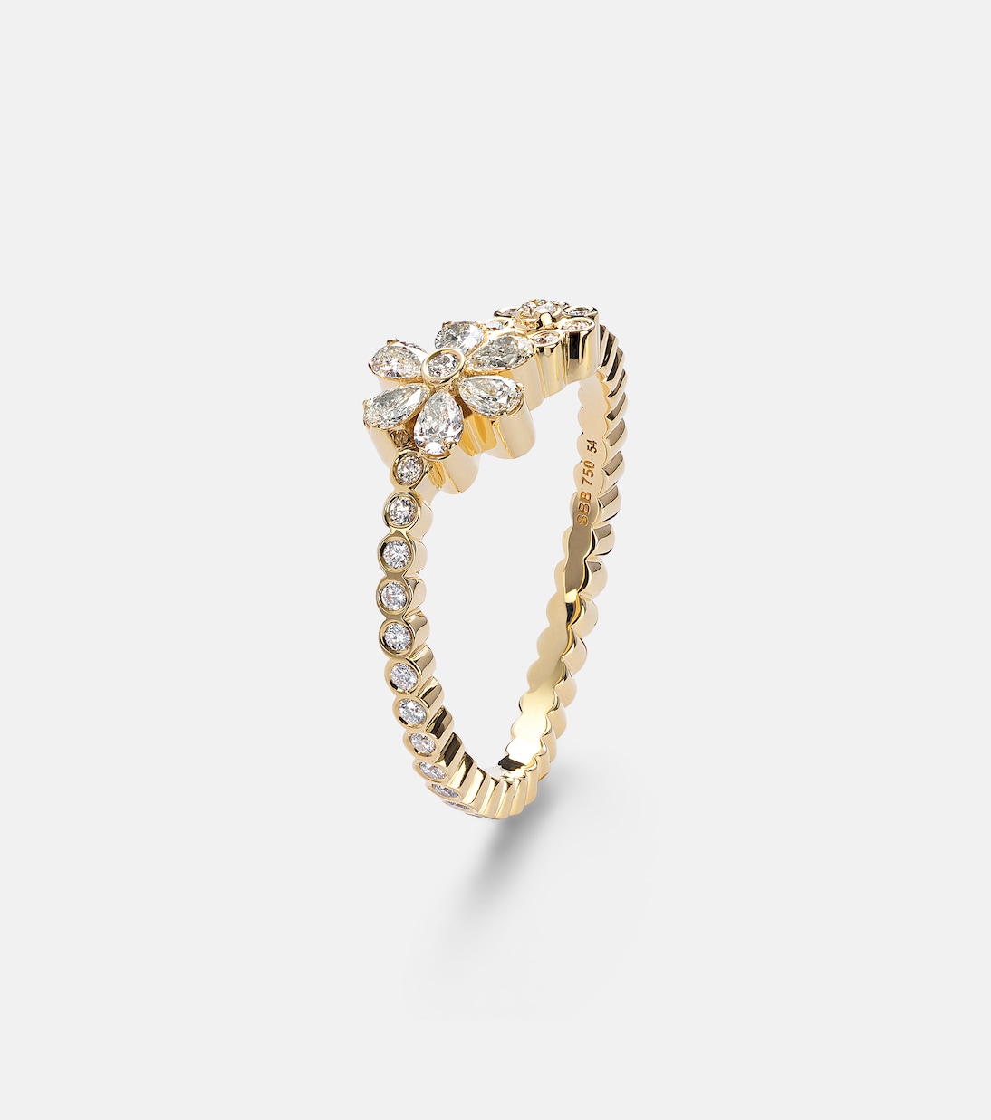 Cosmos Fleur 18kt gold ring with diamonds  | Sophie Bille Brahe
