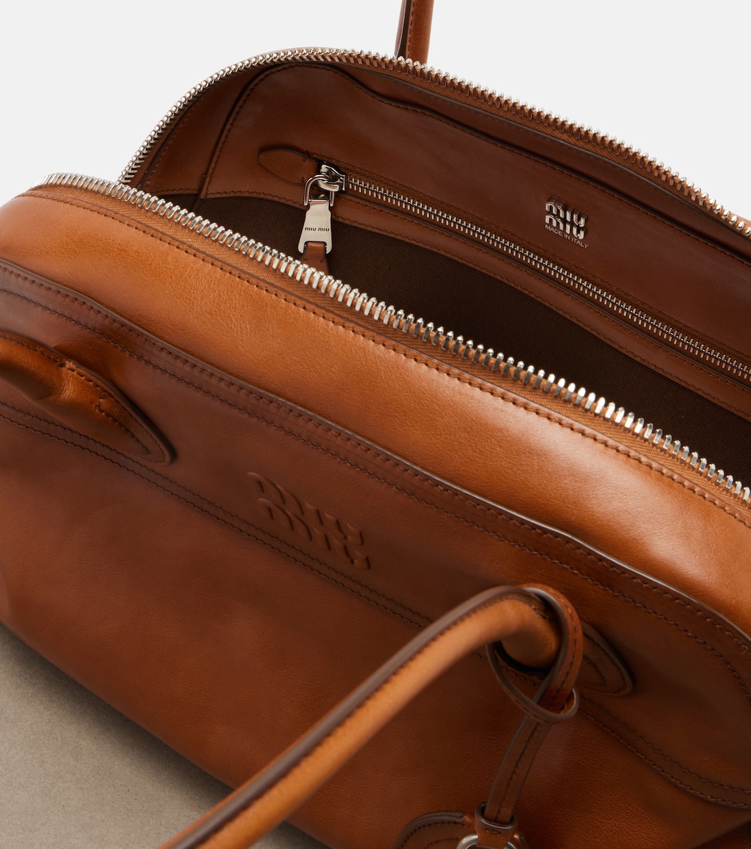 Vivant Medium leather bowling bag | Miu Miu