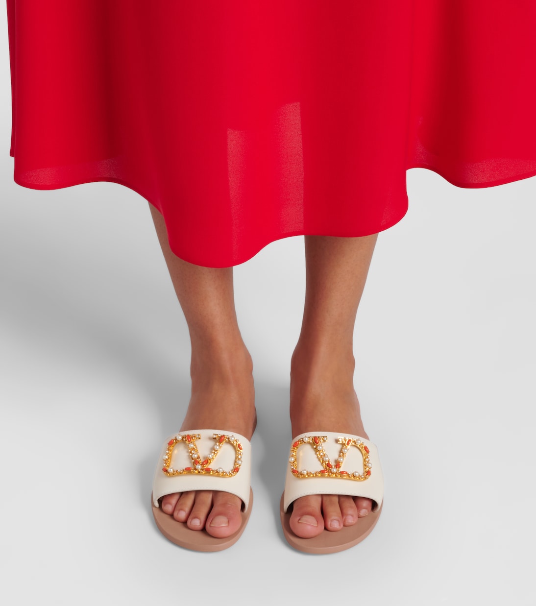Verzierte Pantoletten VLogo Signature aus Leder | Valentino Garavani