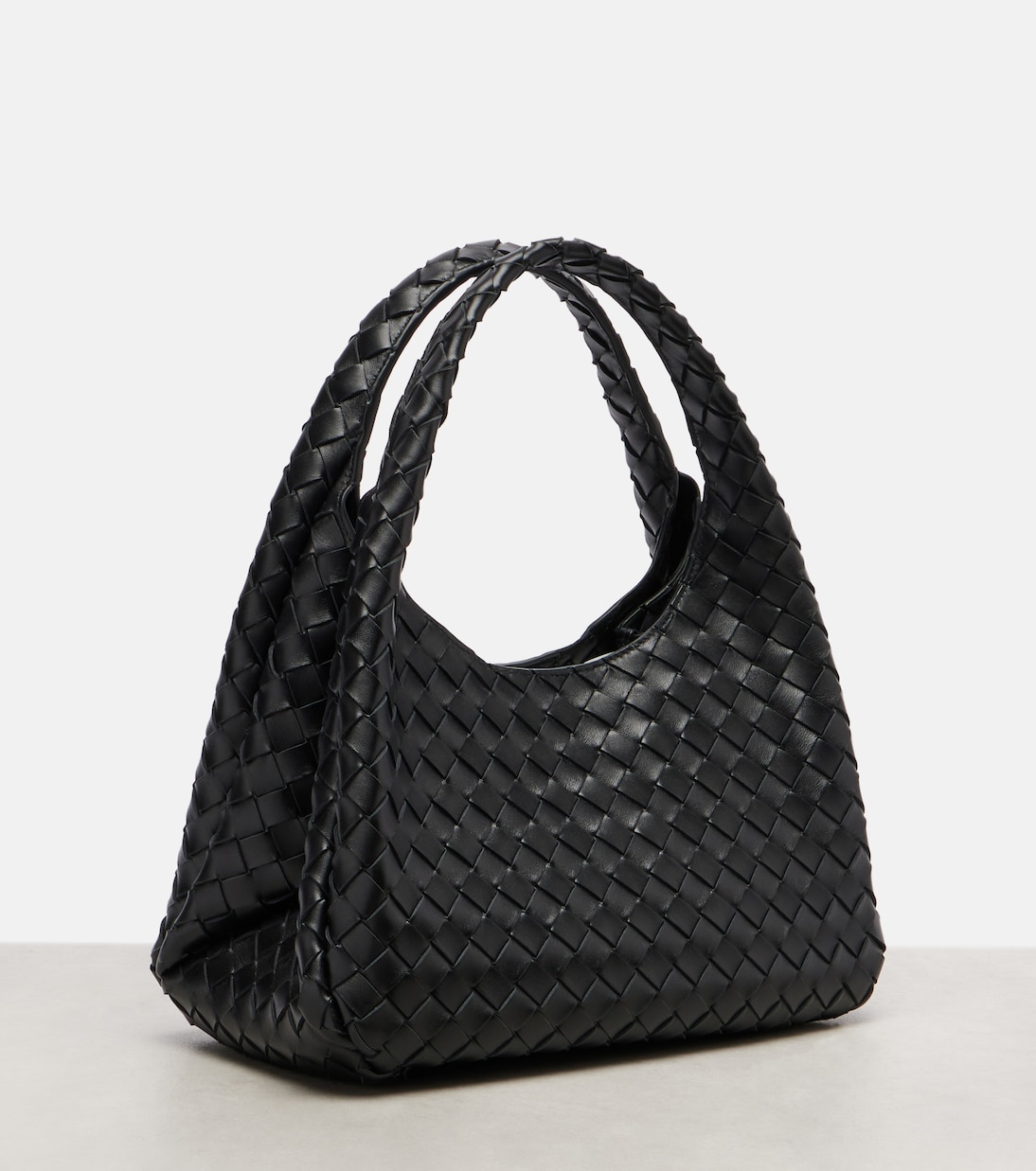 Campana Medium leather shoulder bag | Bottega Veneta