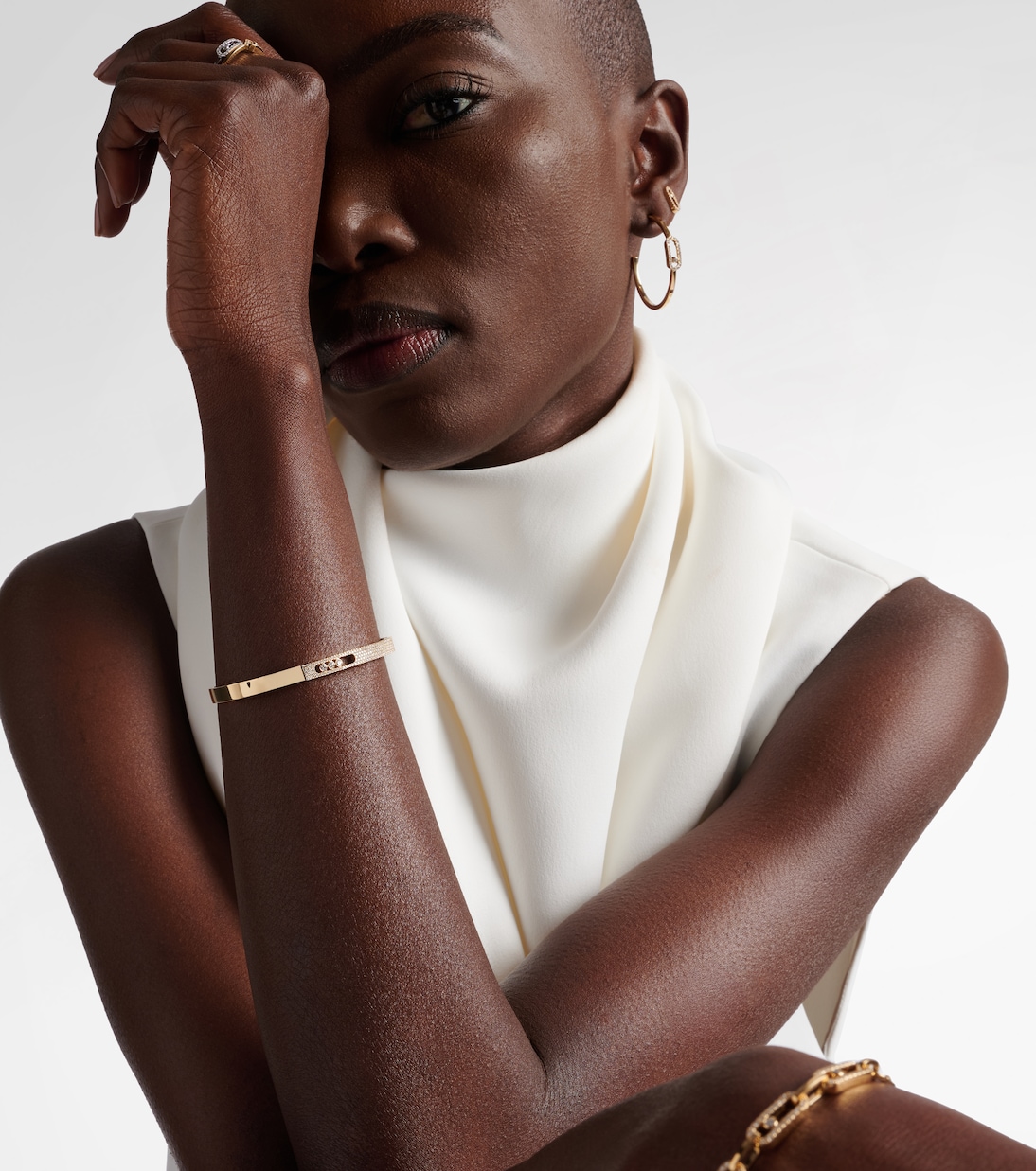 Pulsera Move Noa KM de oro de 18 ct con diamantes | Messika