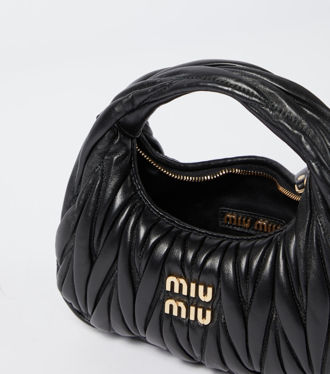 Wander Mini leather shoulder bag | Miu Miu