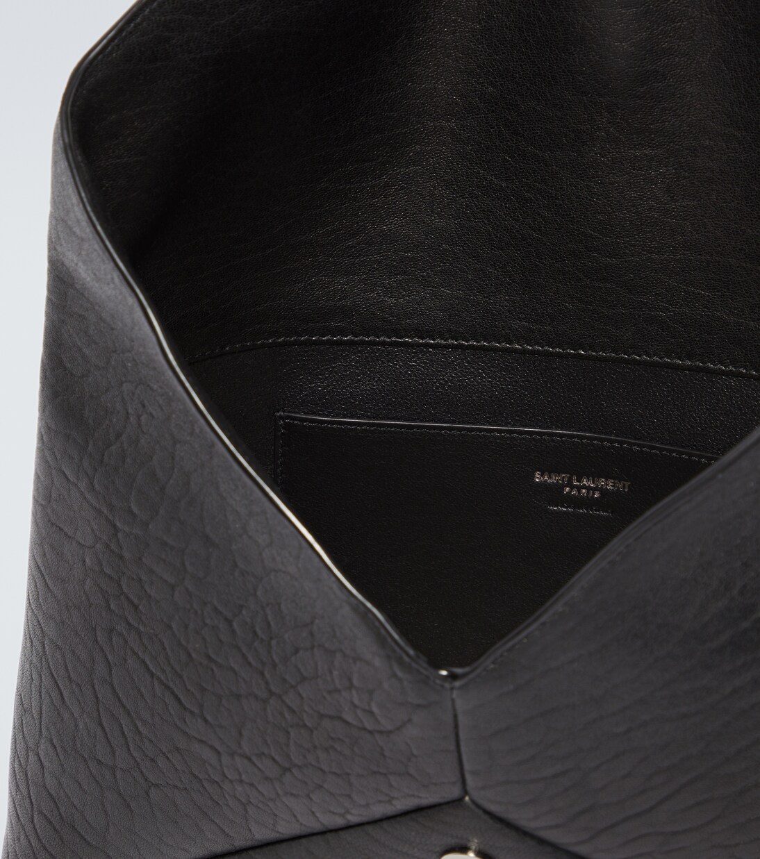 Etui Cassandre Large Envelope aus Leder | Saint Laurent