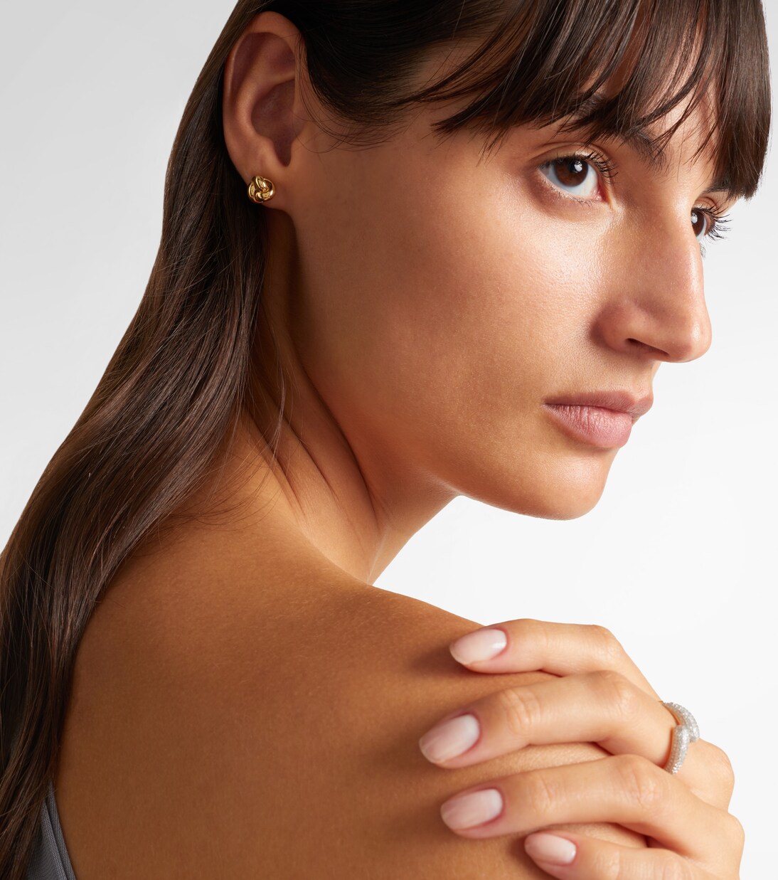 Ohrringe Puffed Knot aus 14kt Gelbgold | Stone and Strand