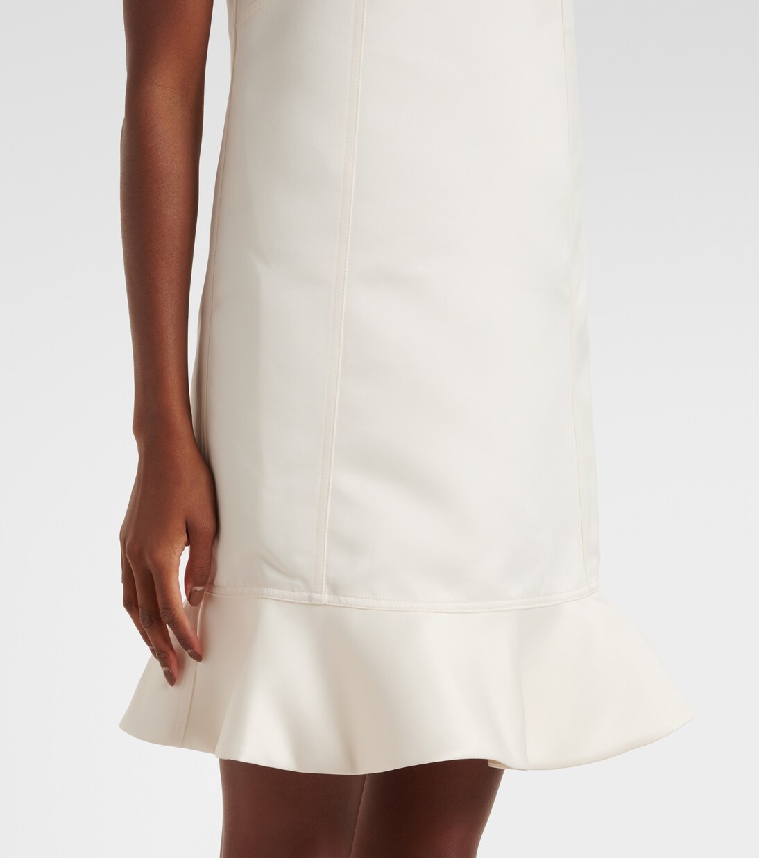 Robe en satin | Ganni