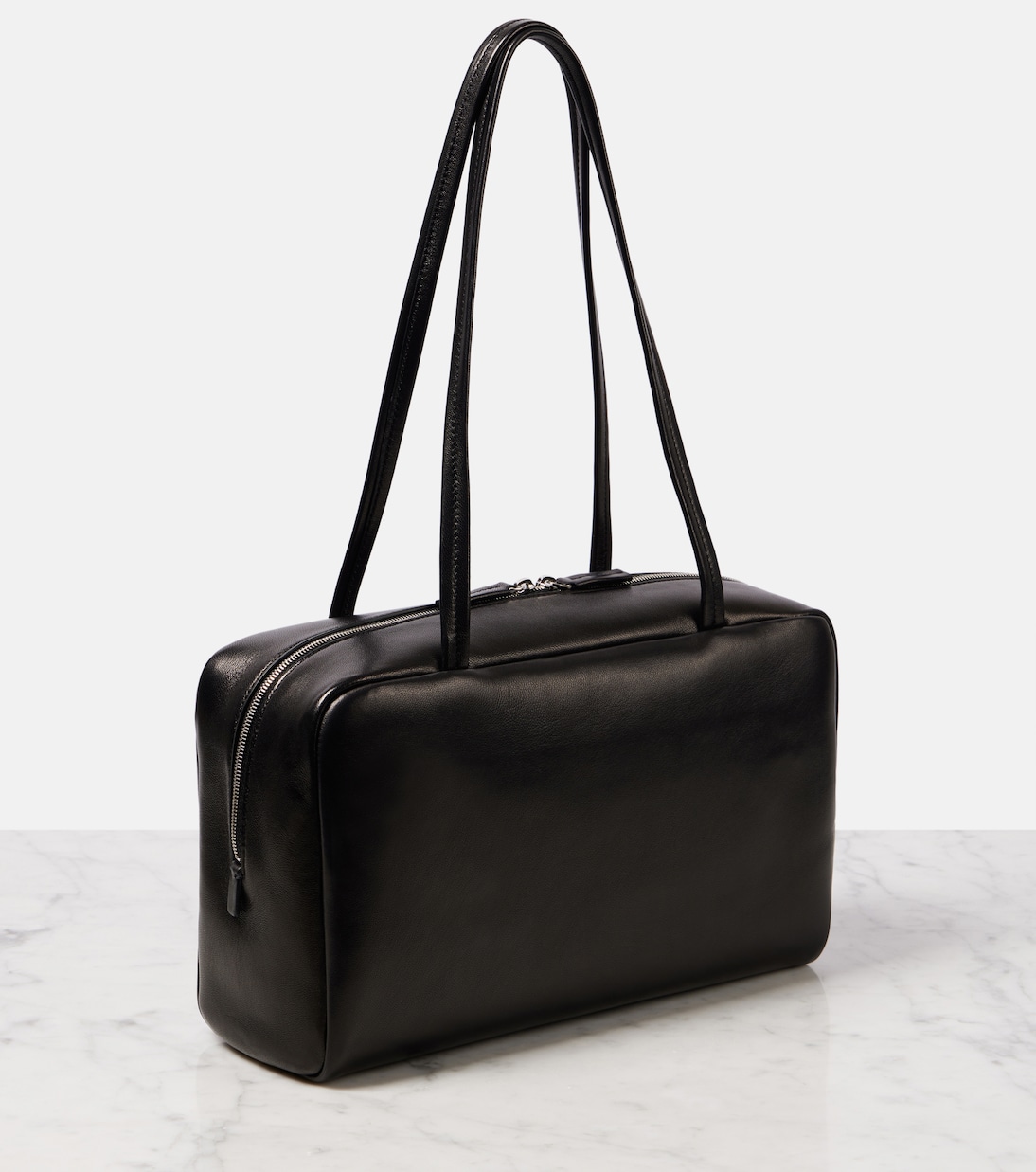 Schultertasche Astra aus Leder | The Row