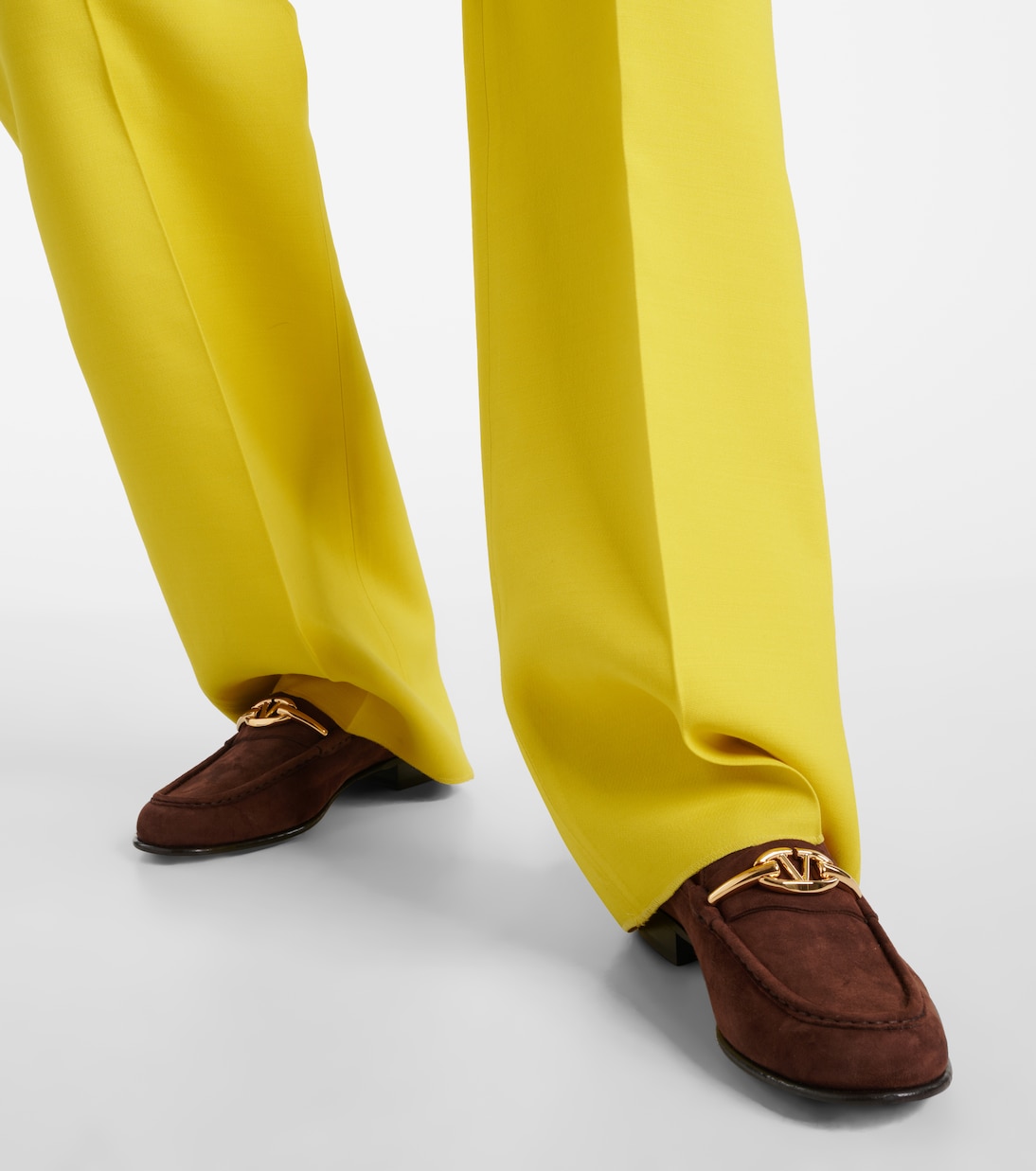 Mocassini VLogo Gate in suede | Valentino Garavani