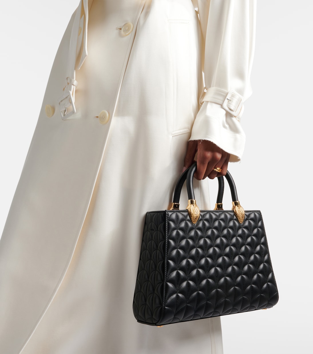 Serpentine Day Duo Medium leather top-handle bag | Bvlgari