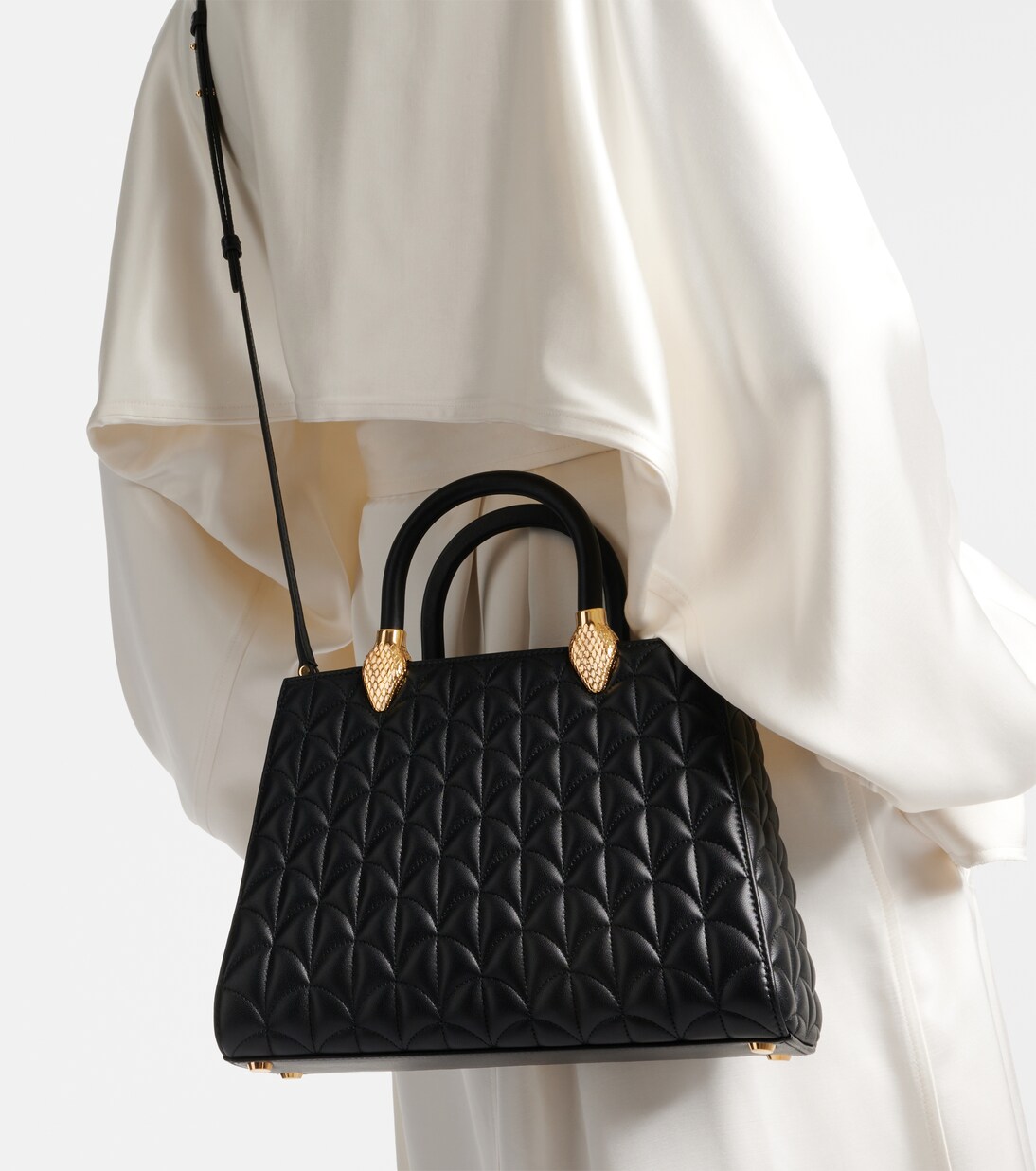 Serpentine Day Duo Medium leather top-handle bag | Bvlgari