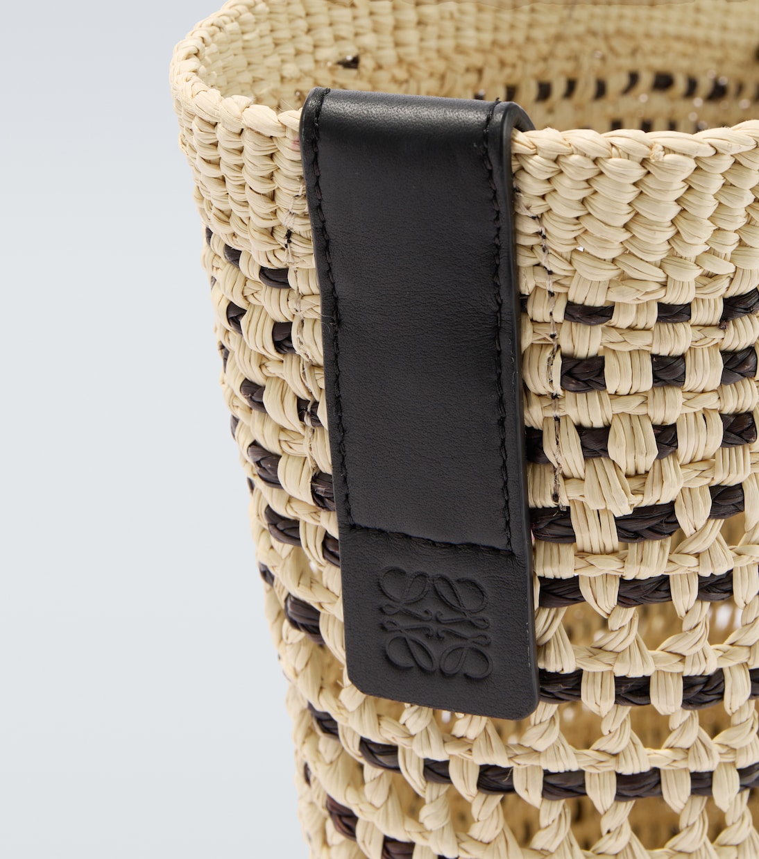 Paula's Ibiza Medium basket bag | Loewe