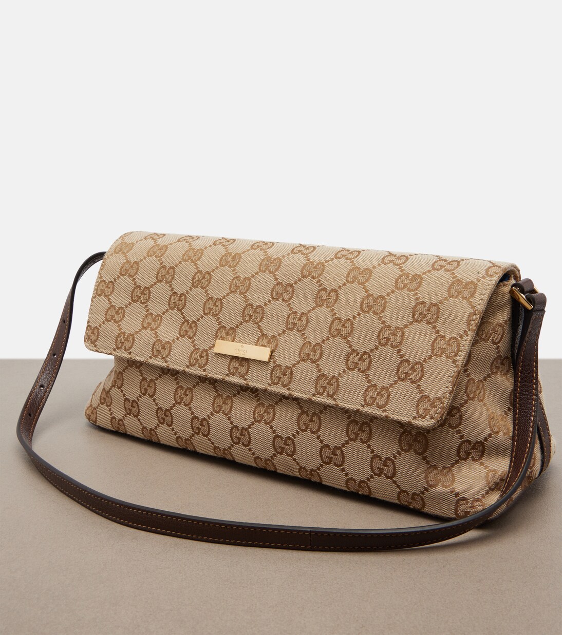 Madison Medium GG canvas shoulder bag | Gucci