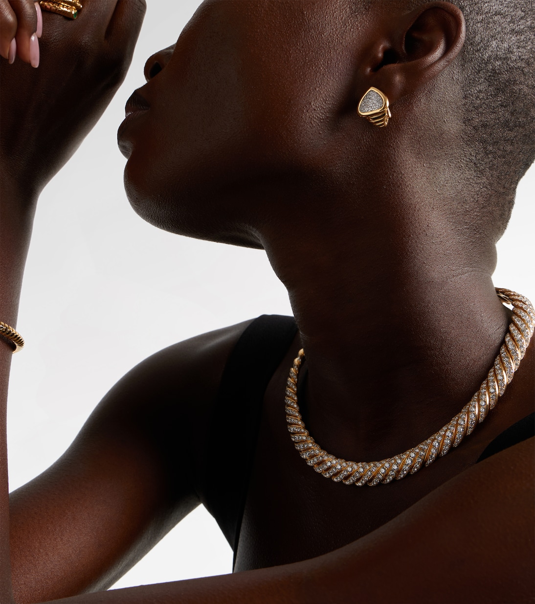 Orecchini Trisola in oro 18kt con diamanti | Marina B