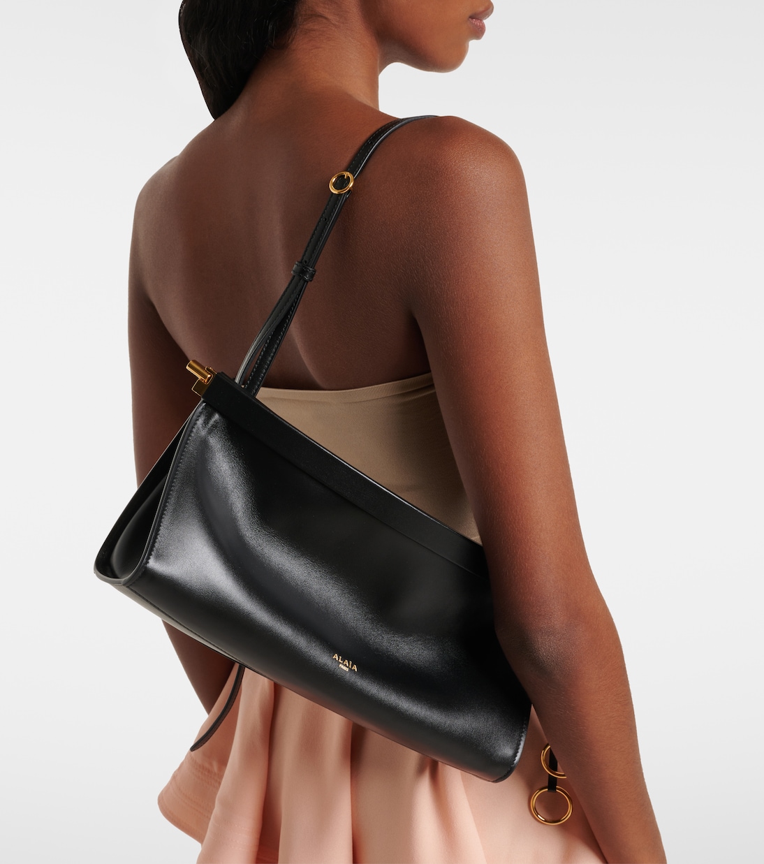 Le Click East West M号皮革单肩包 | Alaïa