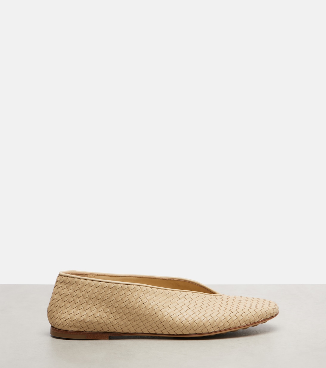 Rosa Intrecciato leather ballet flats | Bottega Veneta