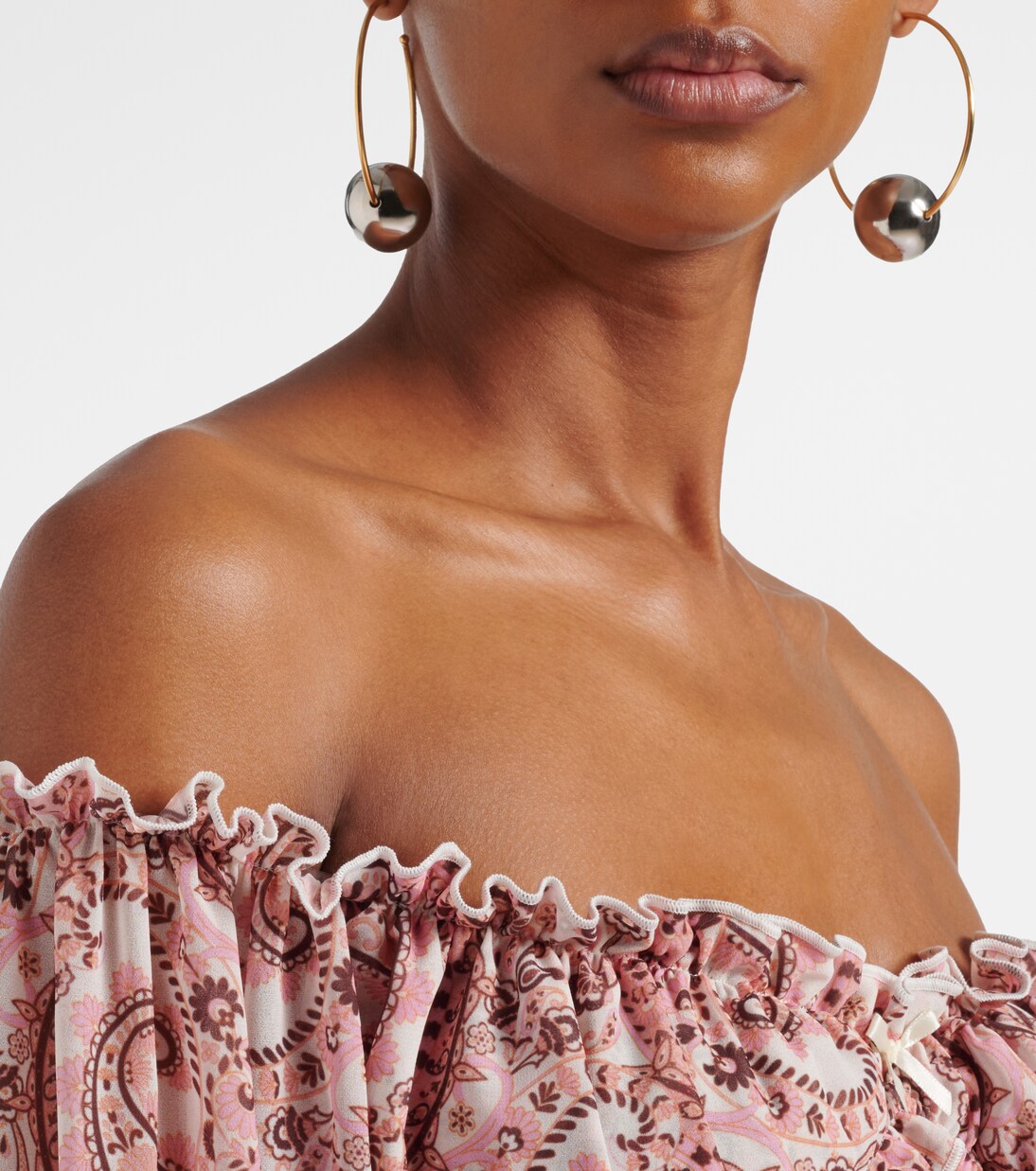 Elma off-shoulder paisley crop top | Bananhot