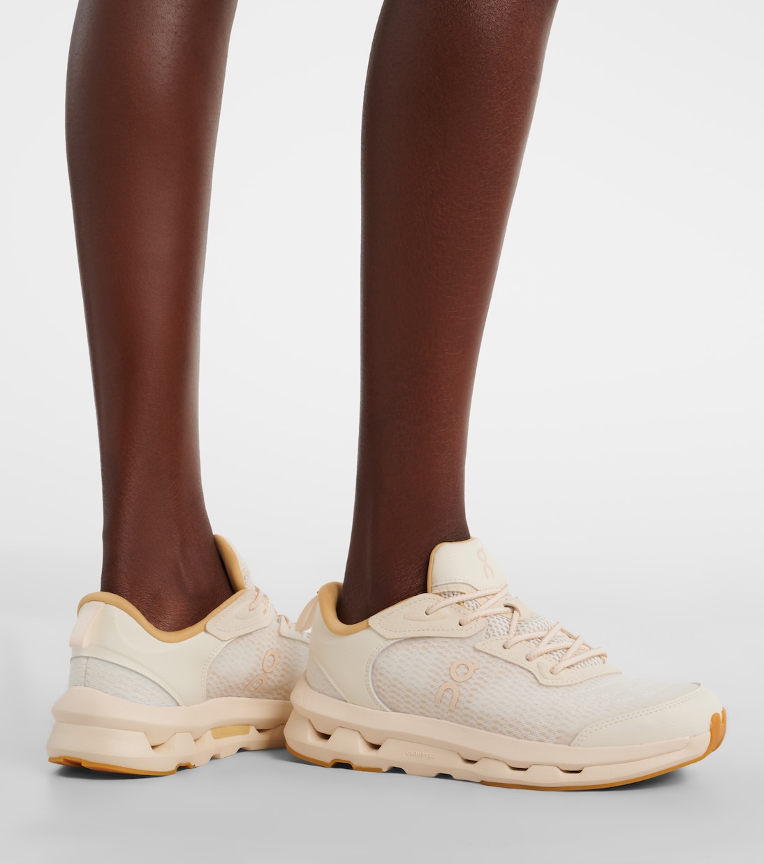 x Zendaya Cloudzone Moon sneakers | On