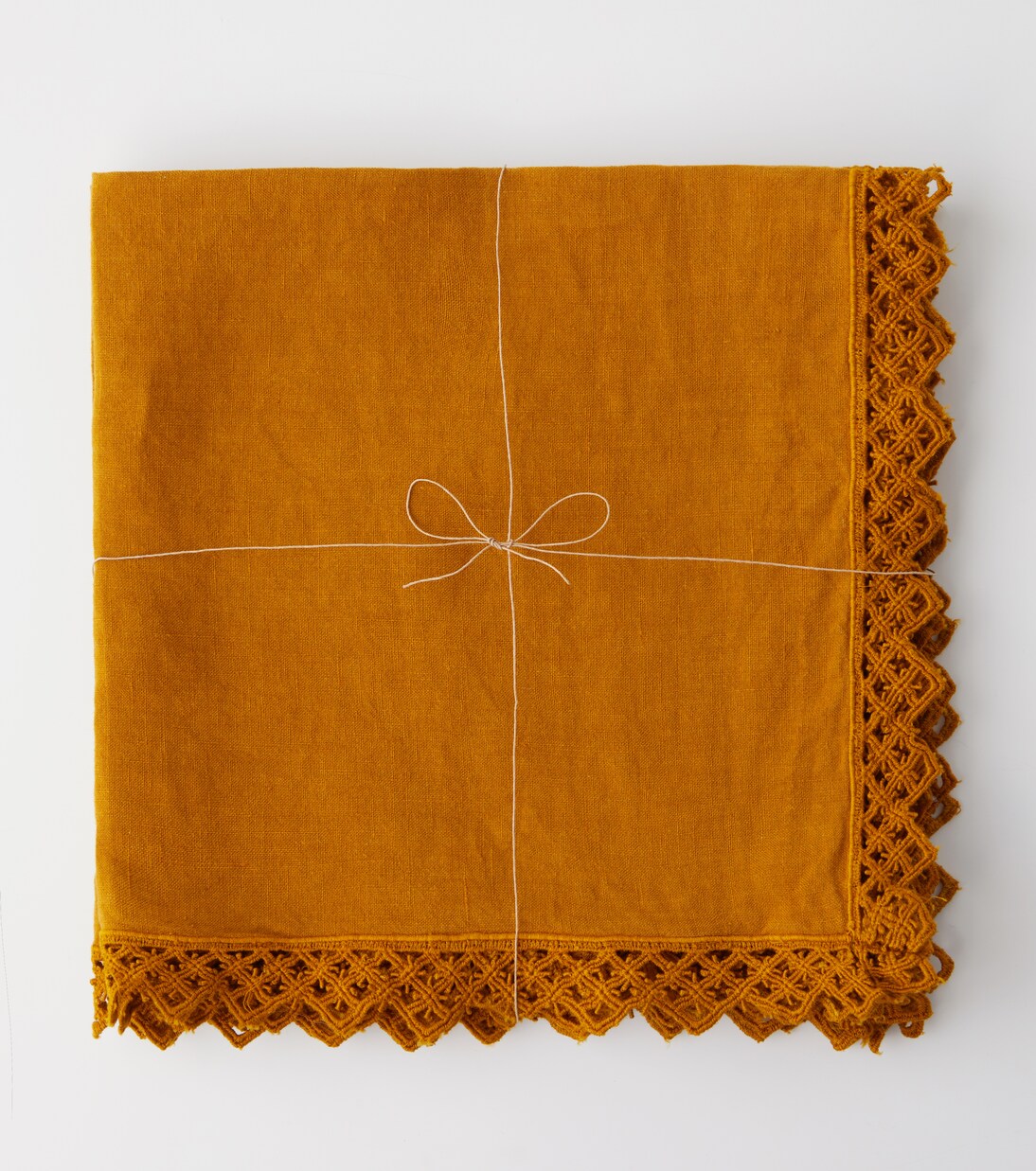 Set of 4 macramé-trimmed linen napkins | Once Milano