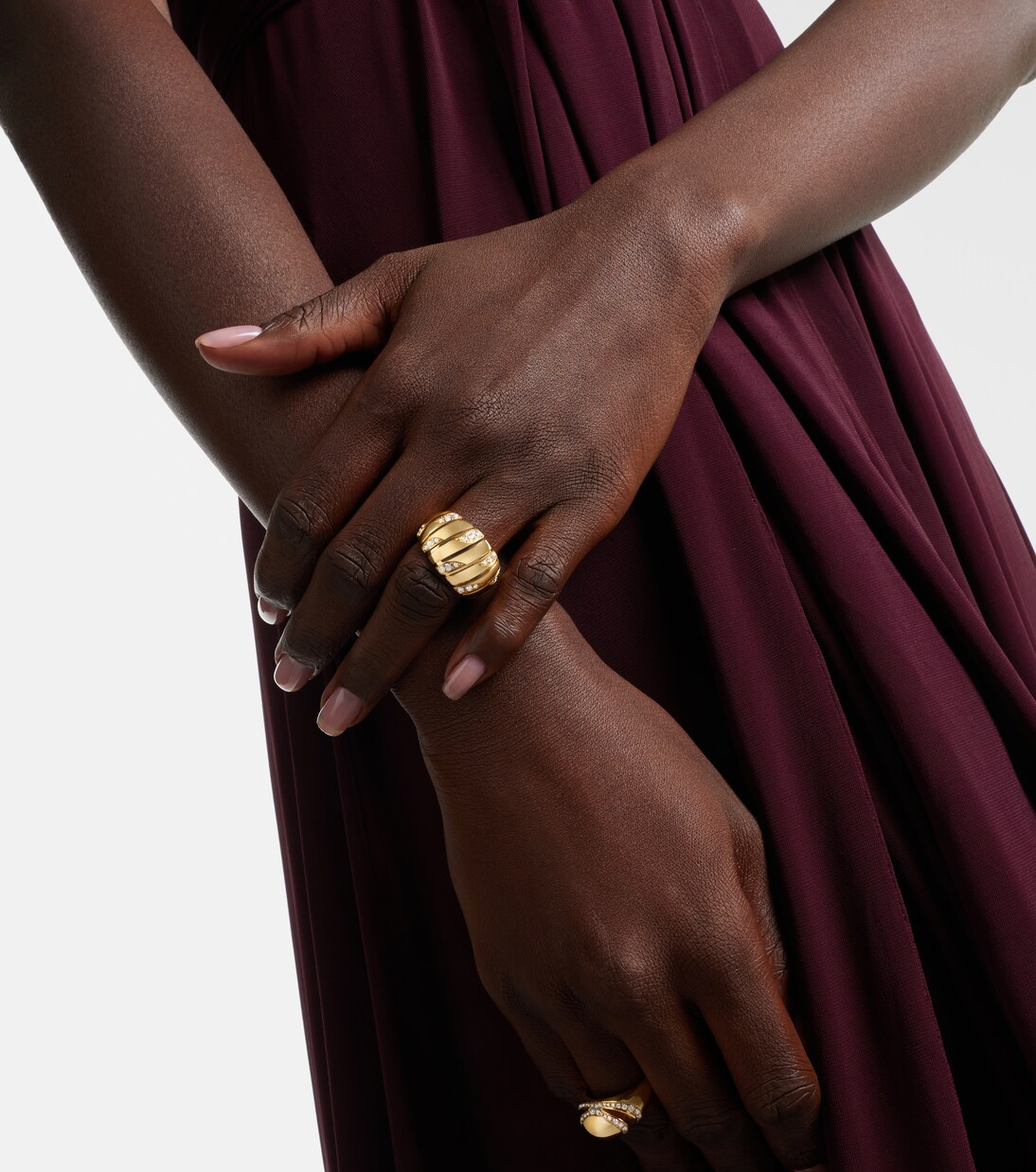 Bvlgari Tubogas 18kt gold ring with diamonds | Bvlgari