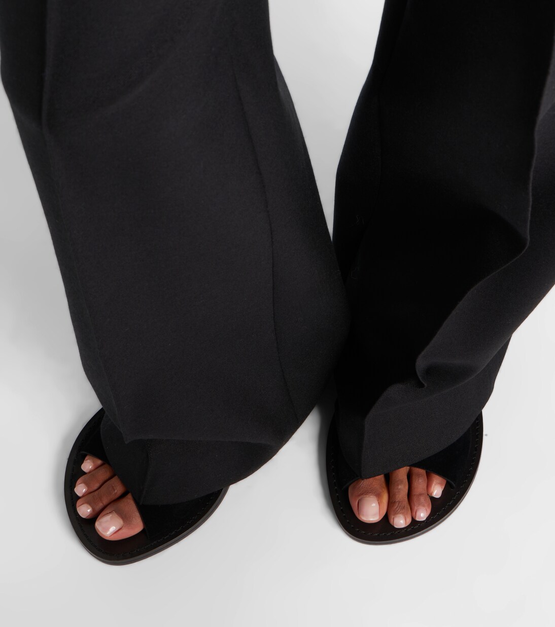 Pantoletten Strap aus Veloursleder | Phoebe Philo