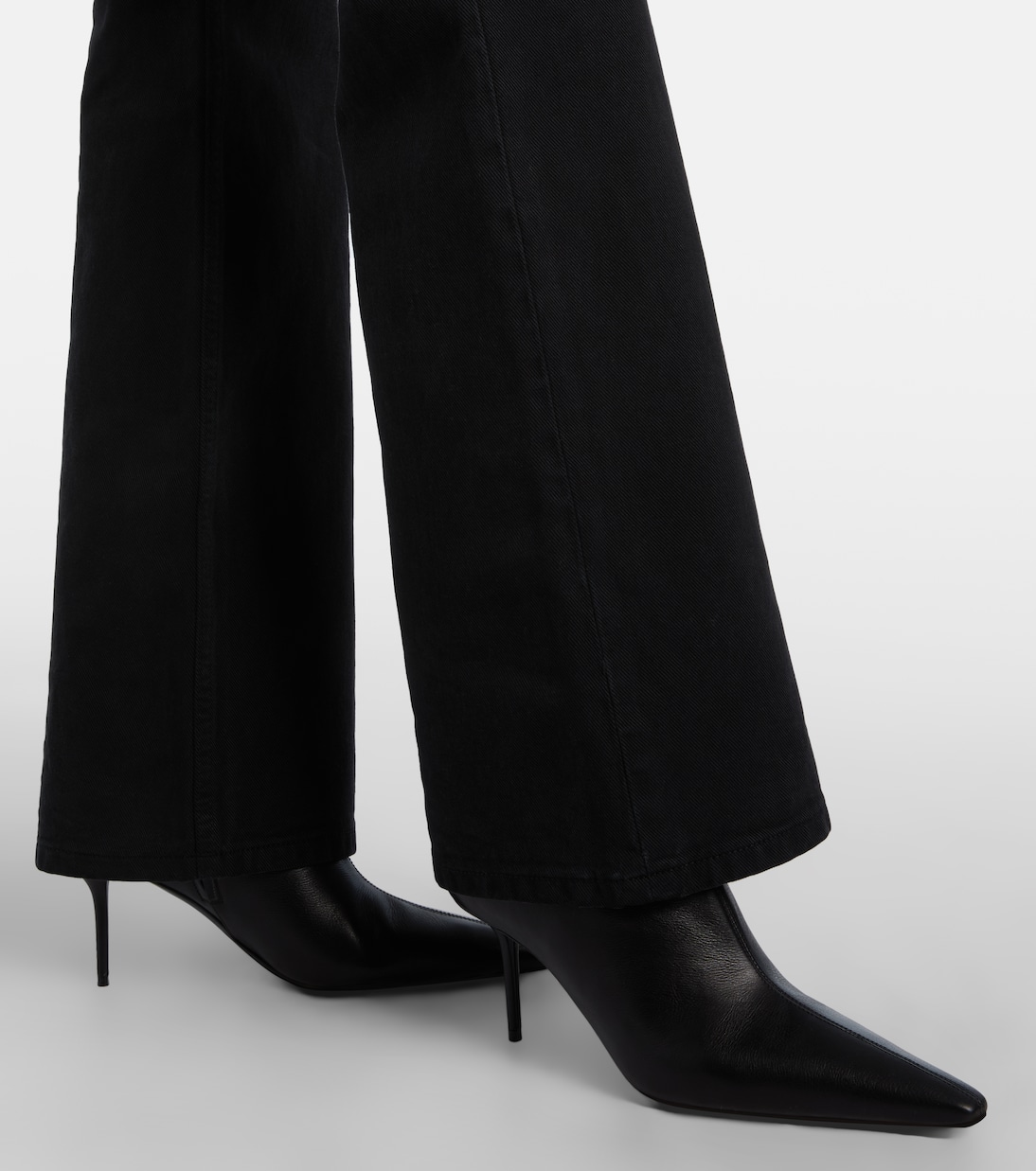 Ashley leather ankle boots | Saint Laurent