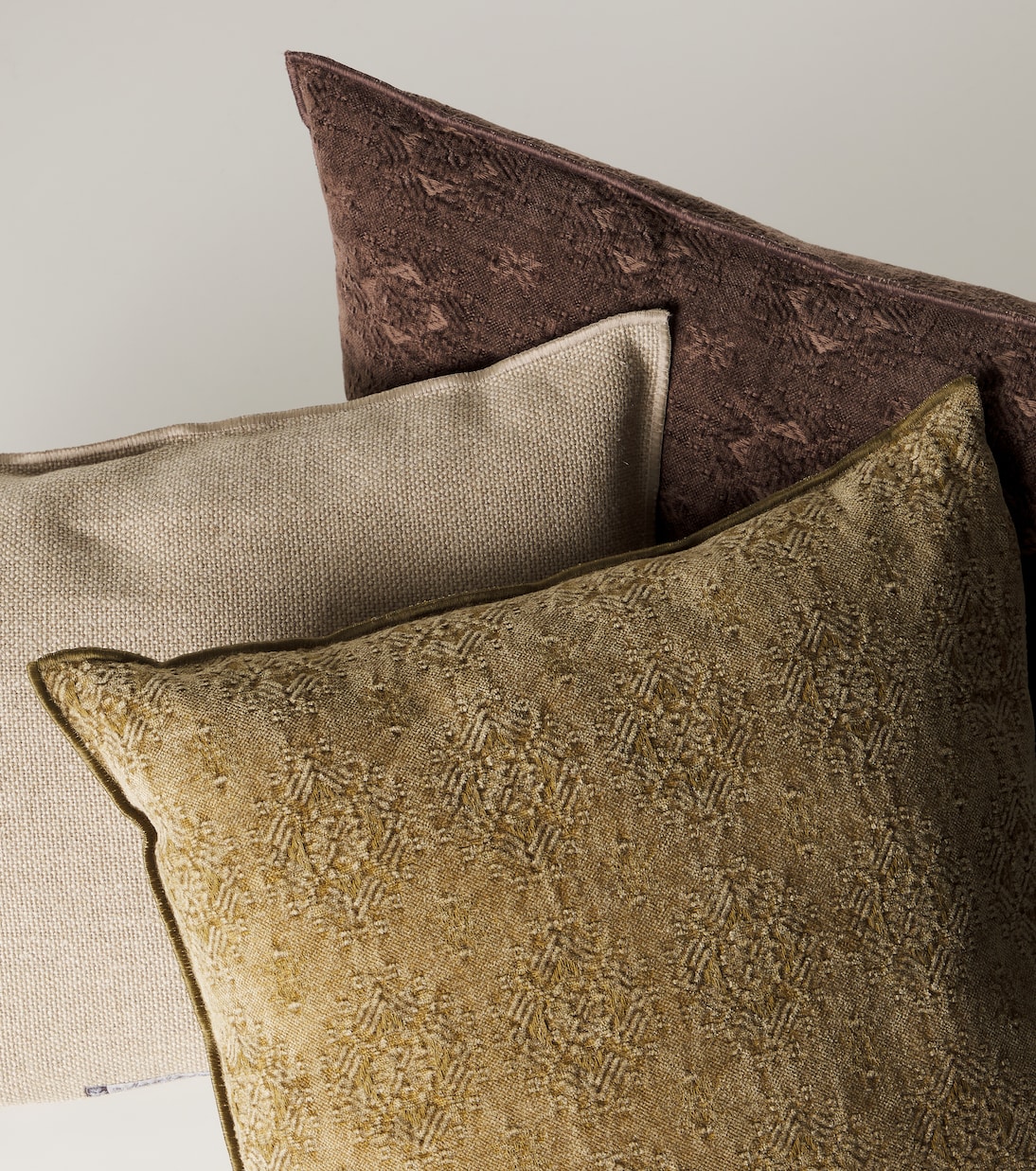 Cotton-blend jacquard cushion | Maison de Vacances