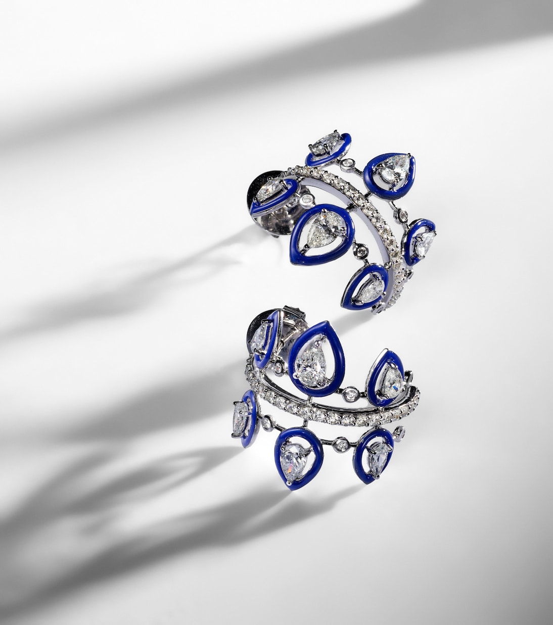 Boucles d'oreilles Tulip en or blanc 18 ct et diamants | Kamyen