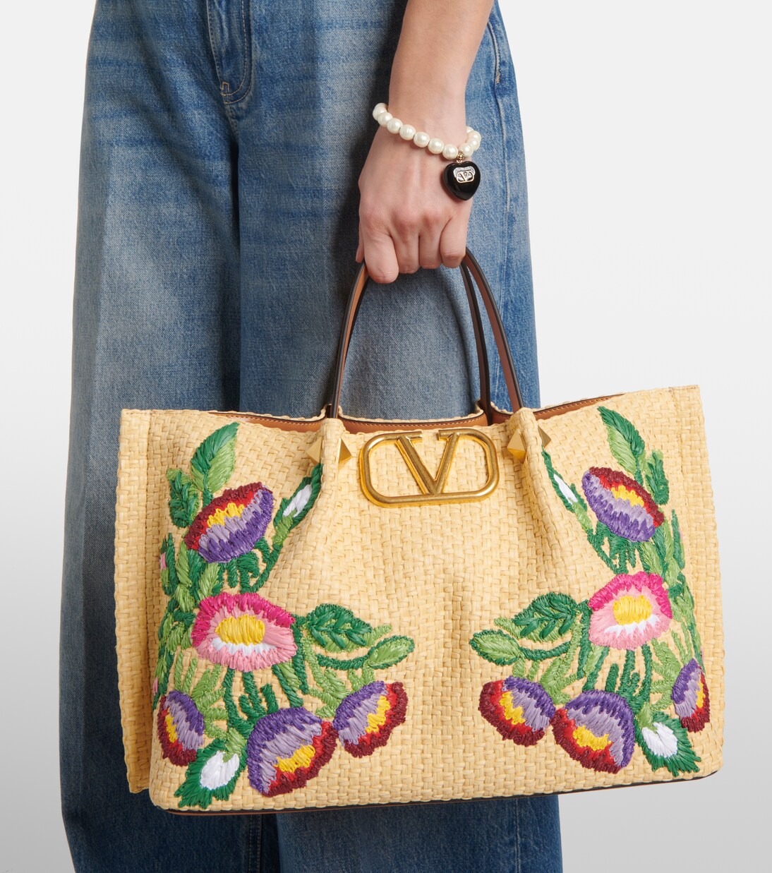 Tote Bag VLogo Medium aus Raffiabast | Valentino Garavani