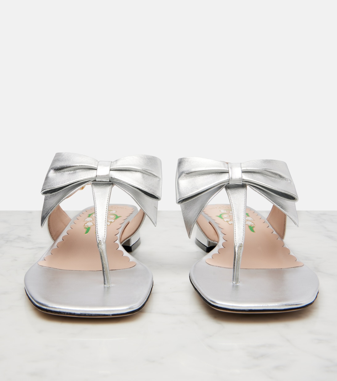 Bowow 25 metallic leather thong sandals | Valentino Garavani