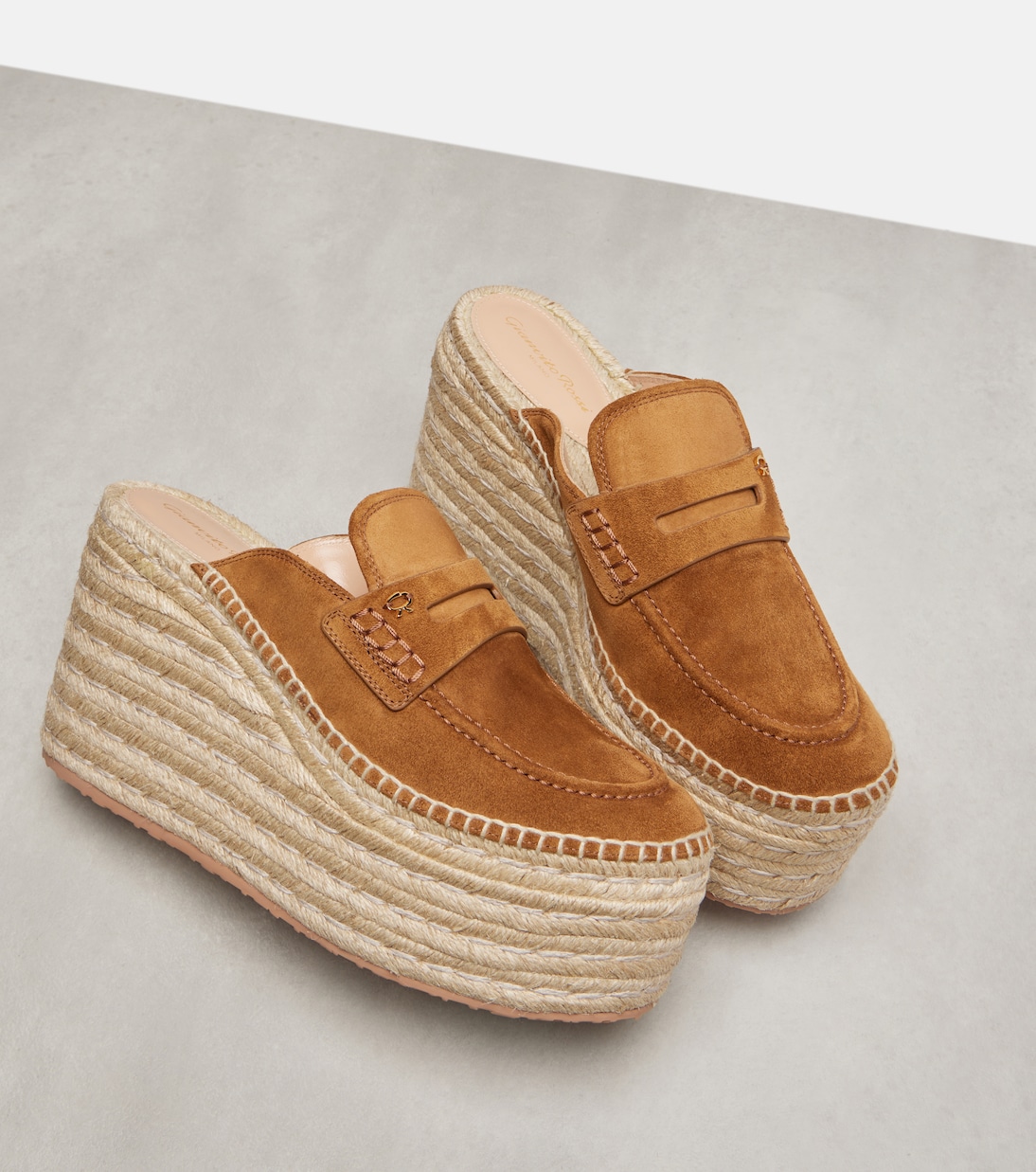 Mules compensées Maxilla en daim | Gianvito Rossi