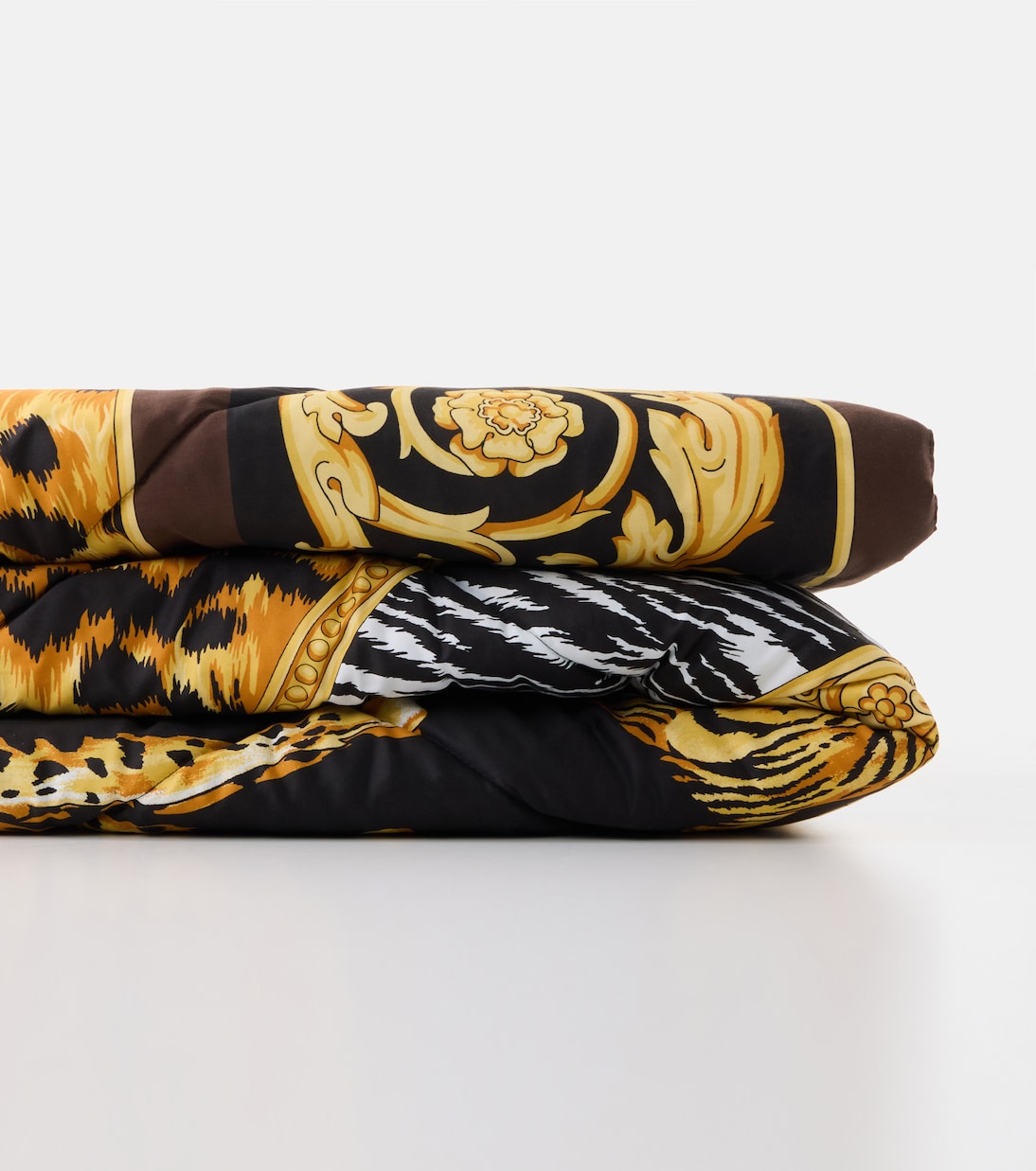 Wild Cats cotton satin throw | Versace Home
