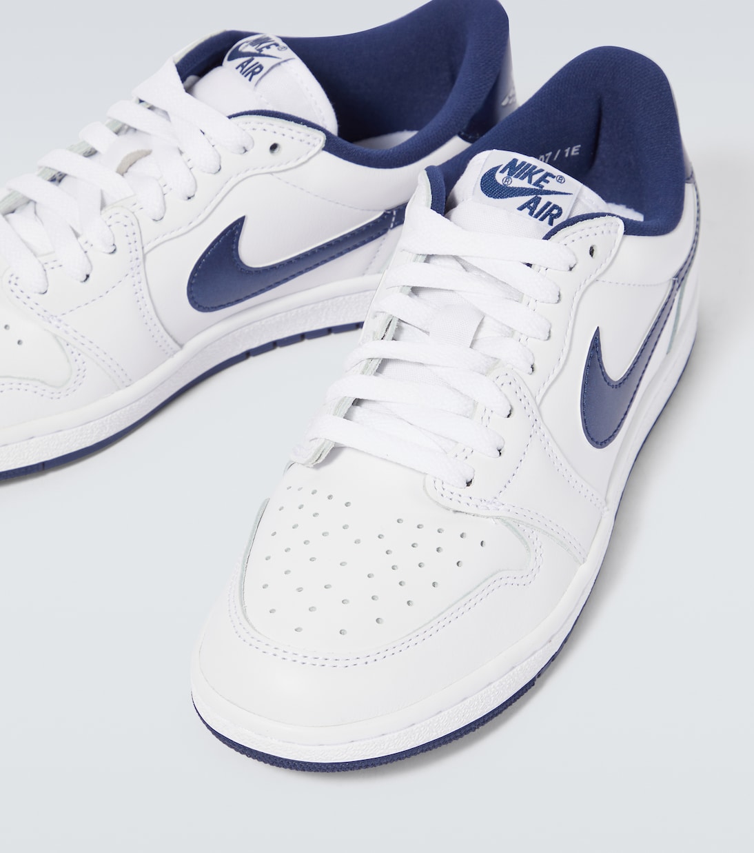 Air Jordan 1 Low 85 leather sneakers | Nike