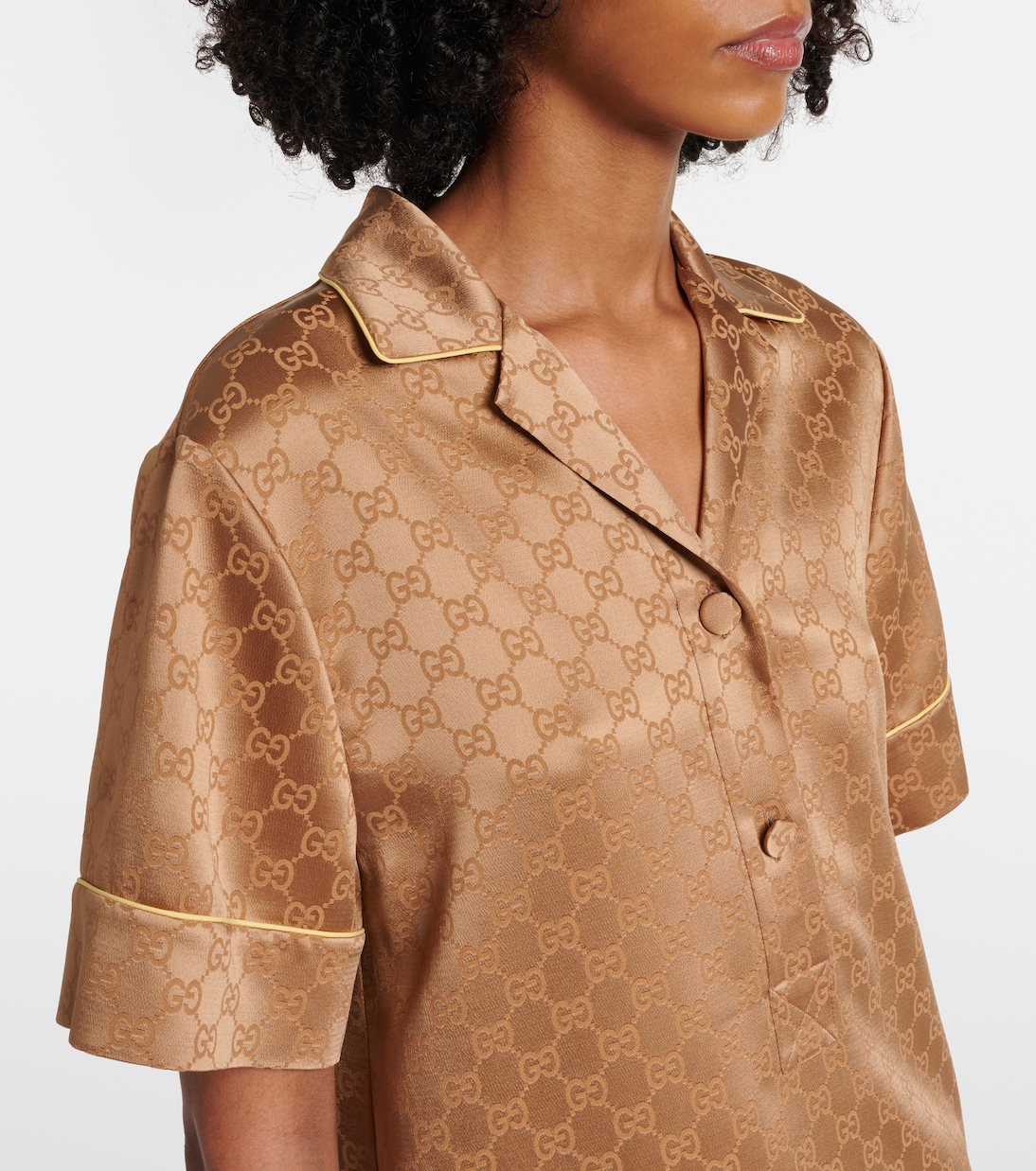 Blusa de satén con GG | Gucci