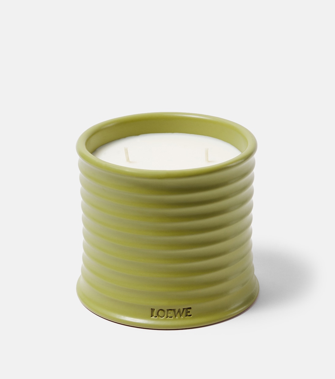 Pistachio Medium scented candle | Loewe Home Scents