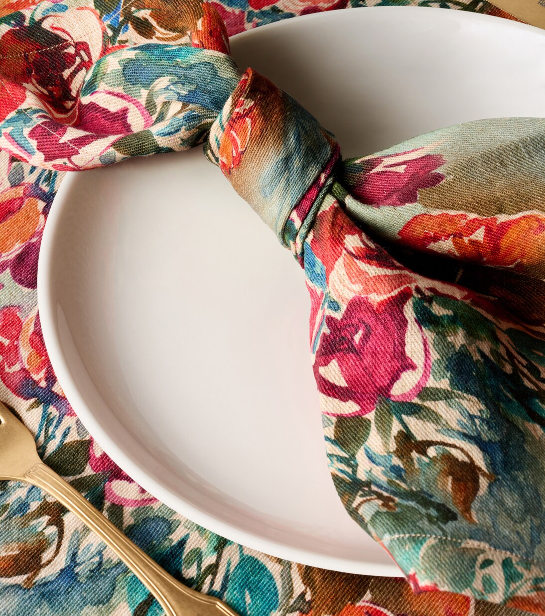 Nersa set of 2 floral linen napkins | The House of Lyria