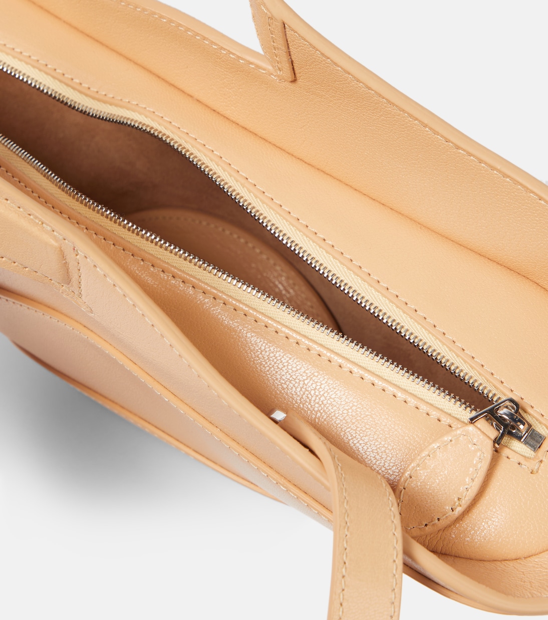 Khaima Small leather tote bag | Alaïa