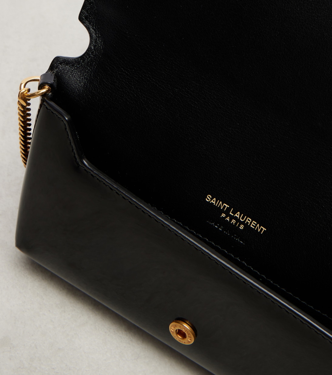 Cassandre patent leather phone pouch | Saint Laurent