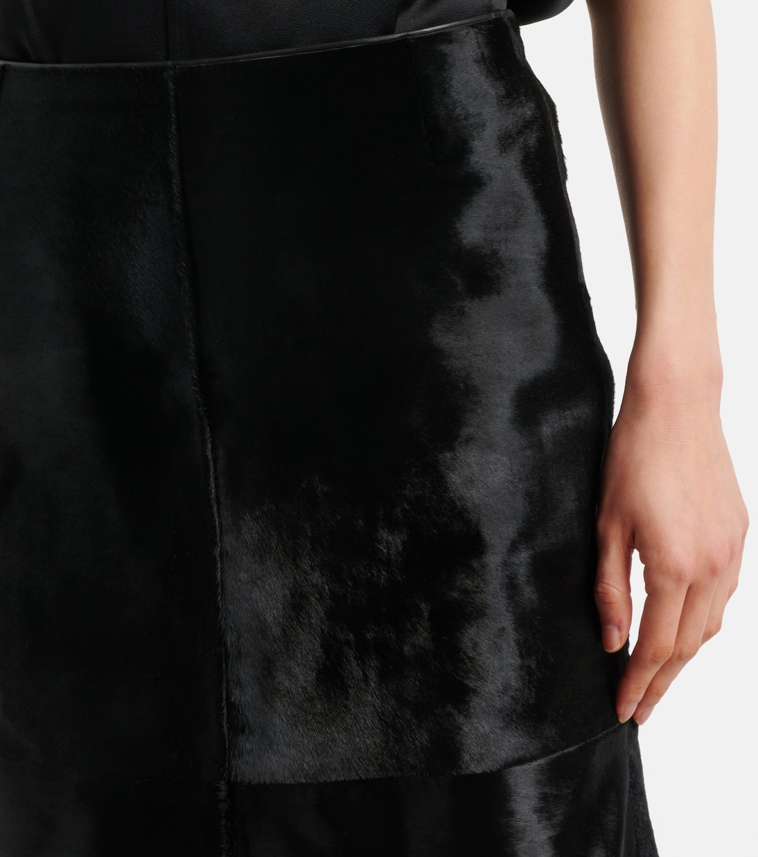 Midirock aus Kalbshaar | Toteme