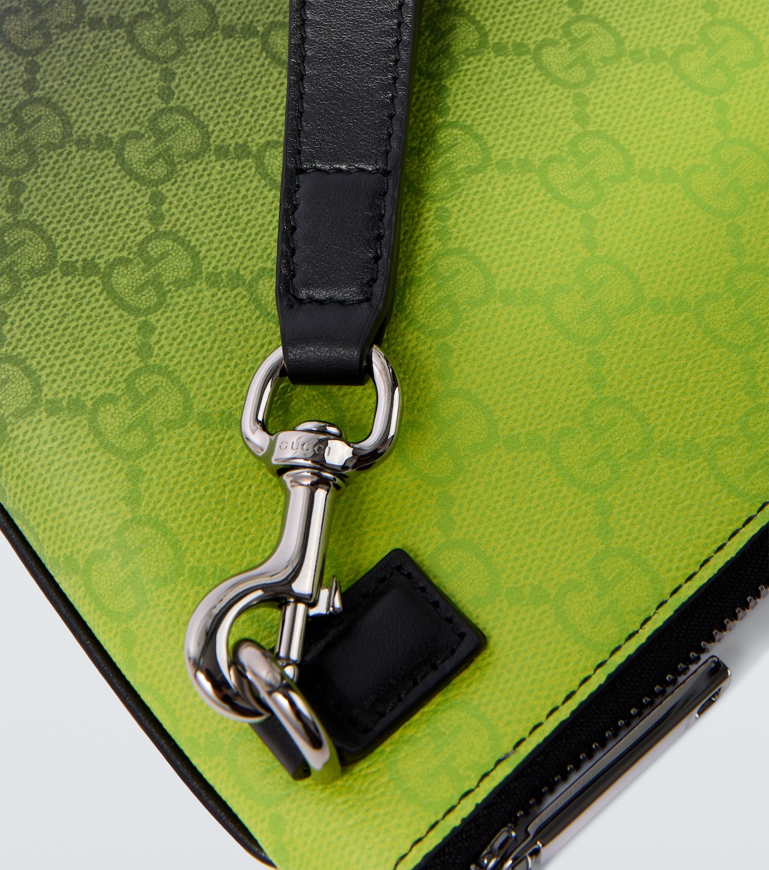 Etui mit Riemen GG aus Canvas | Gucci