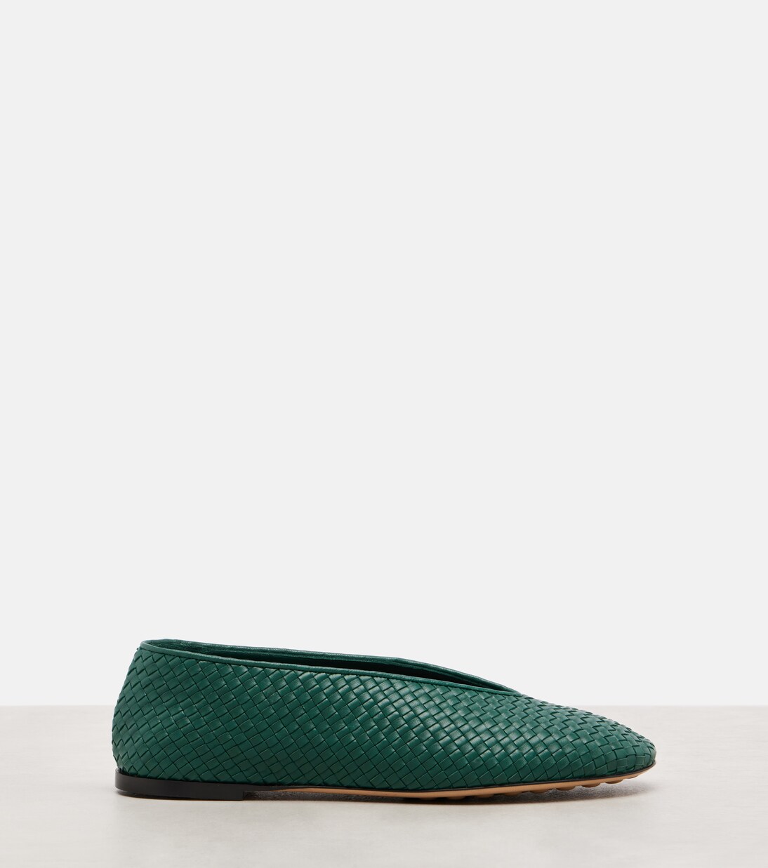 Rosa Intrecciato leather ballet flats | Bottega Veneta