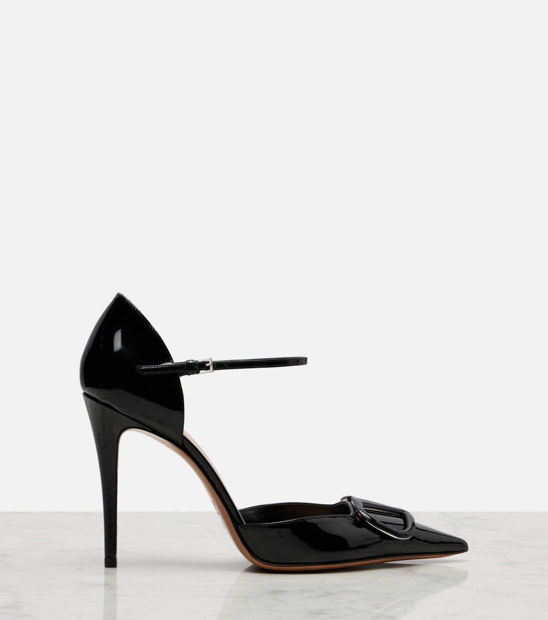 Pumps D'Orsay VLogo 100 aus Lackleder | Valentino Garavani