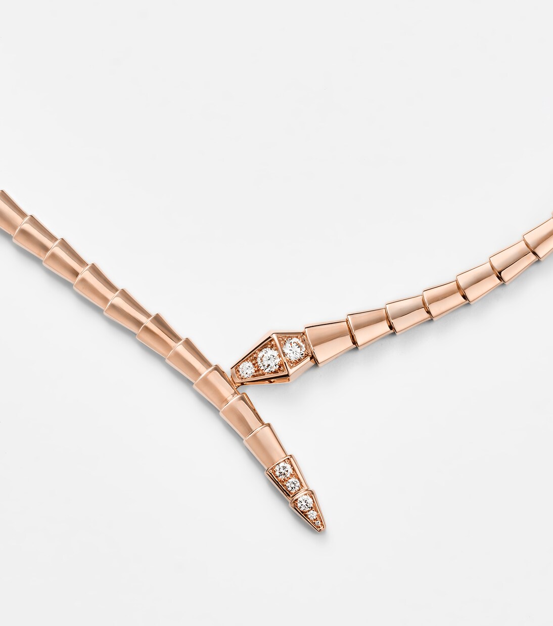 Serpenti Viper 18kt rose gold necklace with diamonds | Bvlgari