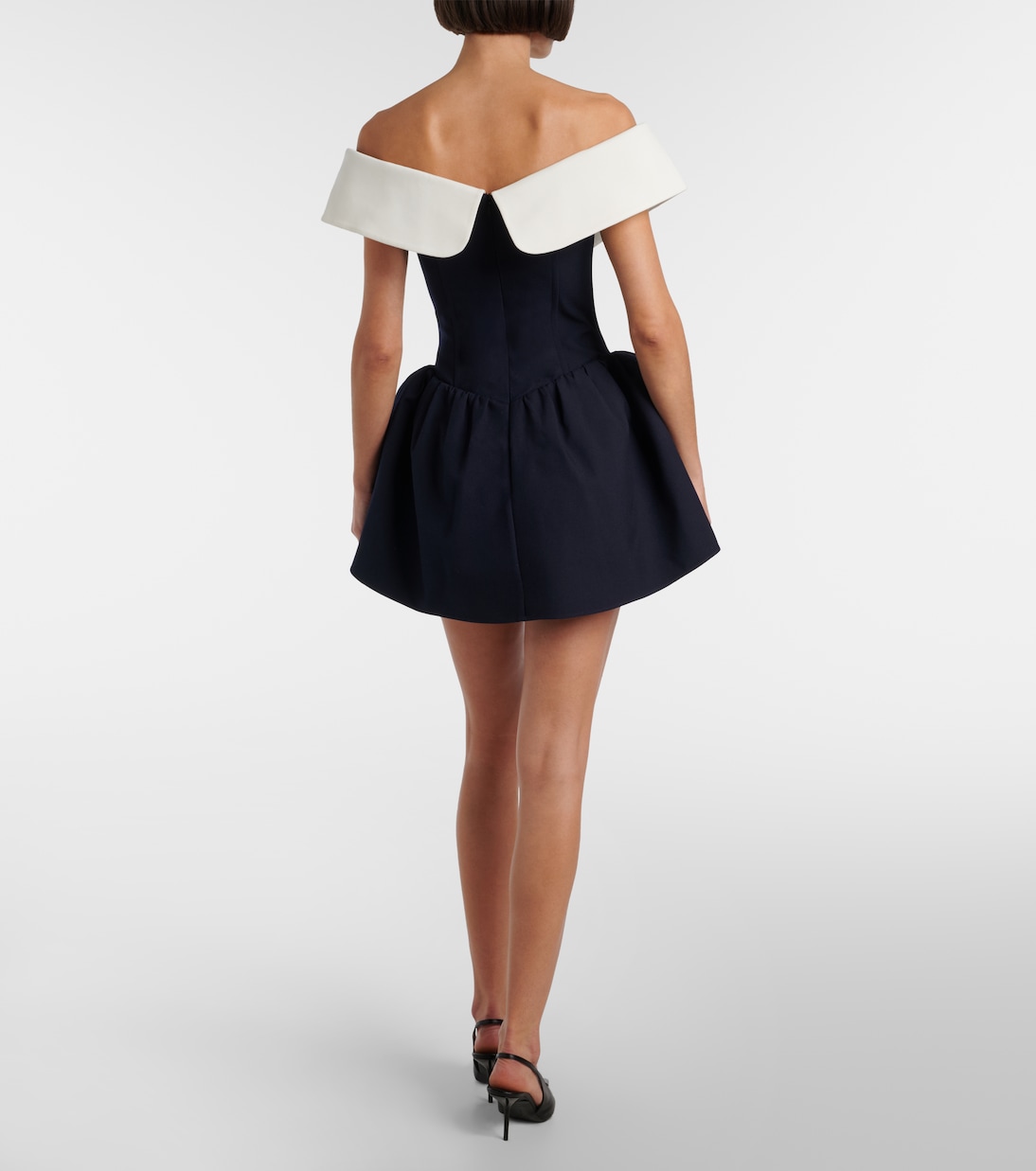 Robe en laine et soie à encolure bardot  | Shushu/Tong