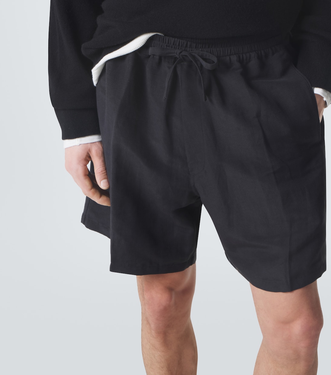 Bermuda-Shorts Julian aus Leinen und Seide | Umit Benan