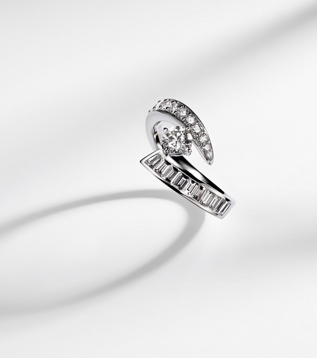 Bague Inner Fire en or blanc 18 ct et diamants | Bucherer Fine Jewellery