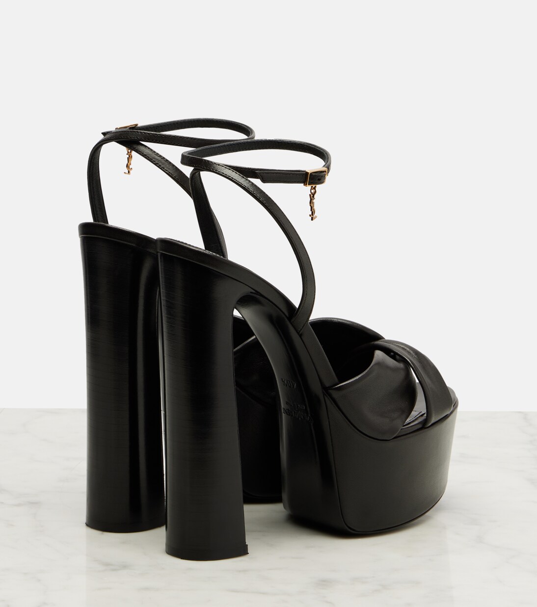 Plateausandalen Franciane 105 aus Leder | Saint Laurent