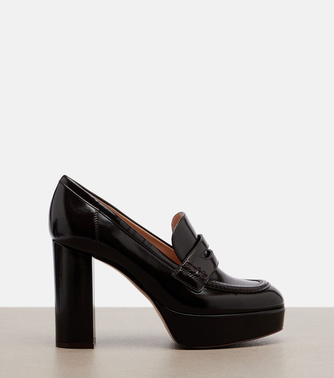 Patent leather loafer pumps | Gianvito Rossi