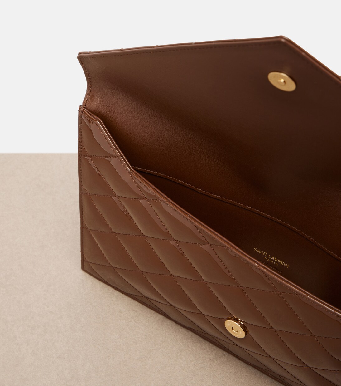 Clutch Paris aus Lackleder | Saint Laurent