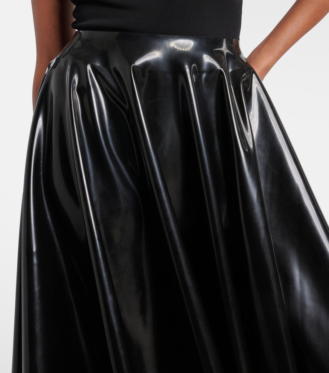 乳胶中长半身裙 | Alaïa