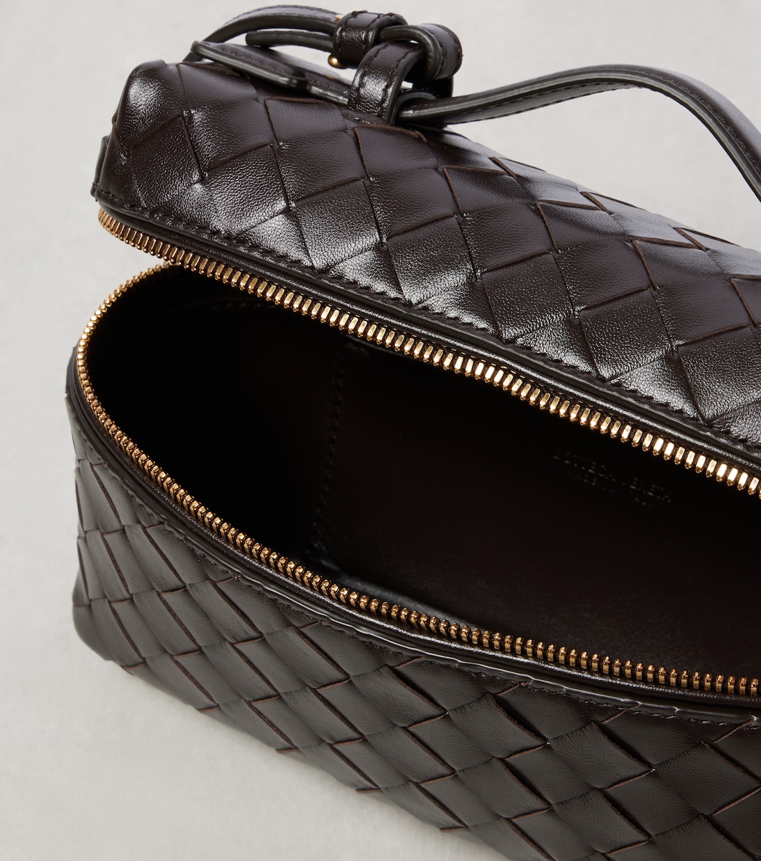 Bang Bang Intrecciato leather vanity bag | Bottega Veneta